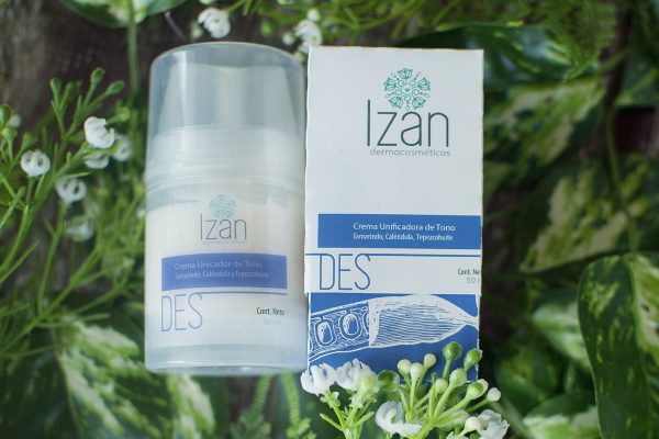 Crema unificadora tono IZAN Dermocosméticos